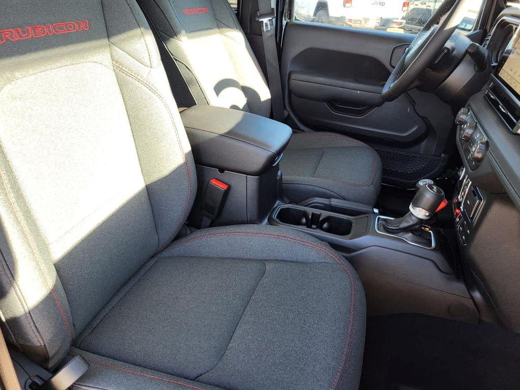 new 2026 Jeep Wrangler car, priced at $58,870