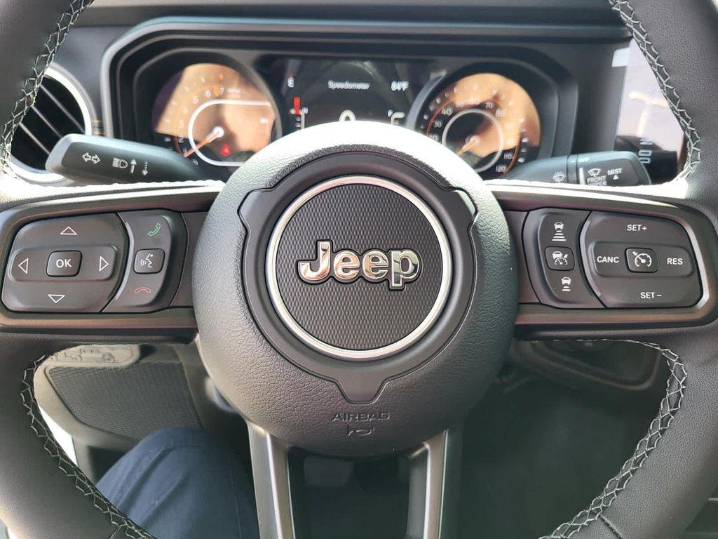new 2025 Jeep Gladiator car, priced at $52,365