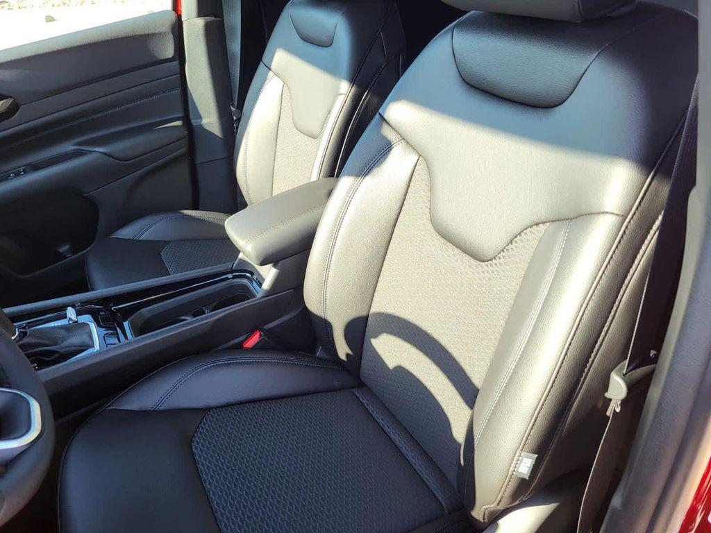 new 2026 Jeep Compass car, priced at $31,000