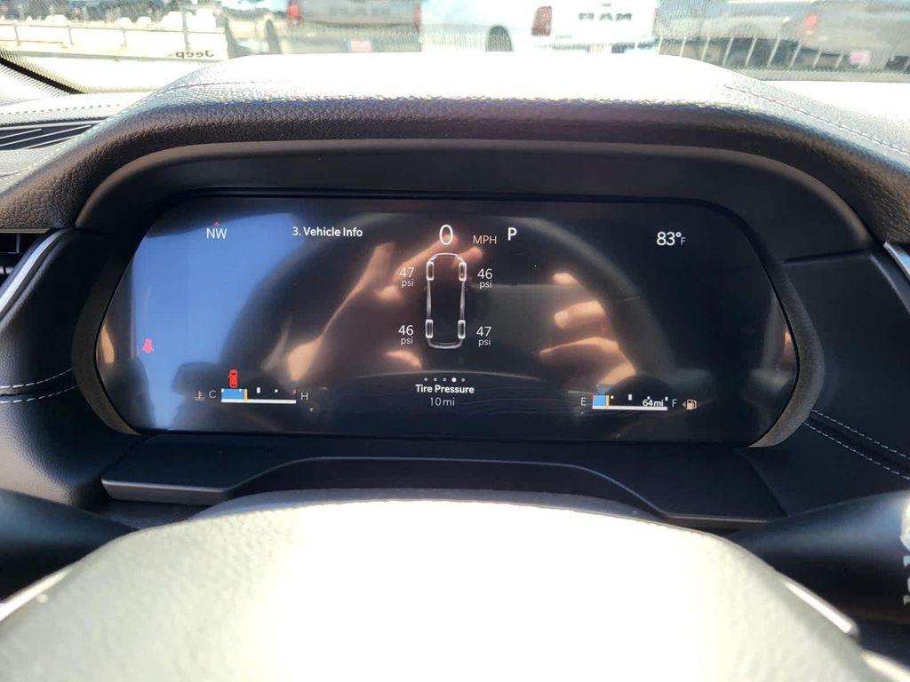 new 2025 Jeep Grand Cherokee L car, priced at $58,530