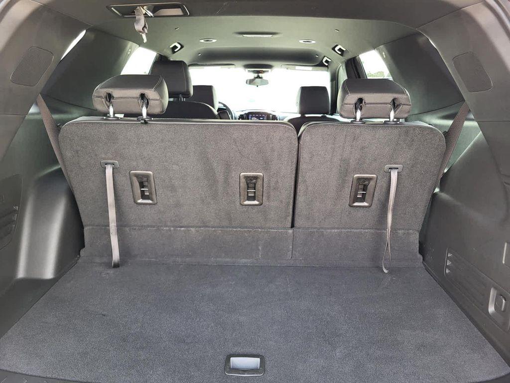 used 2023 Chevrolet Traverse car, priced at $35,895