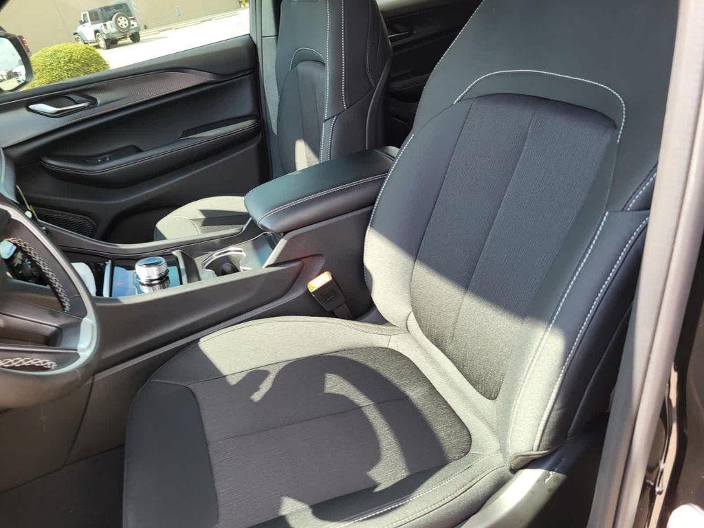 new 2025 Jeep Grand Cherokee L car, priced at $44,875