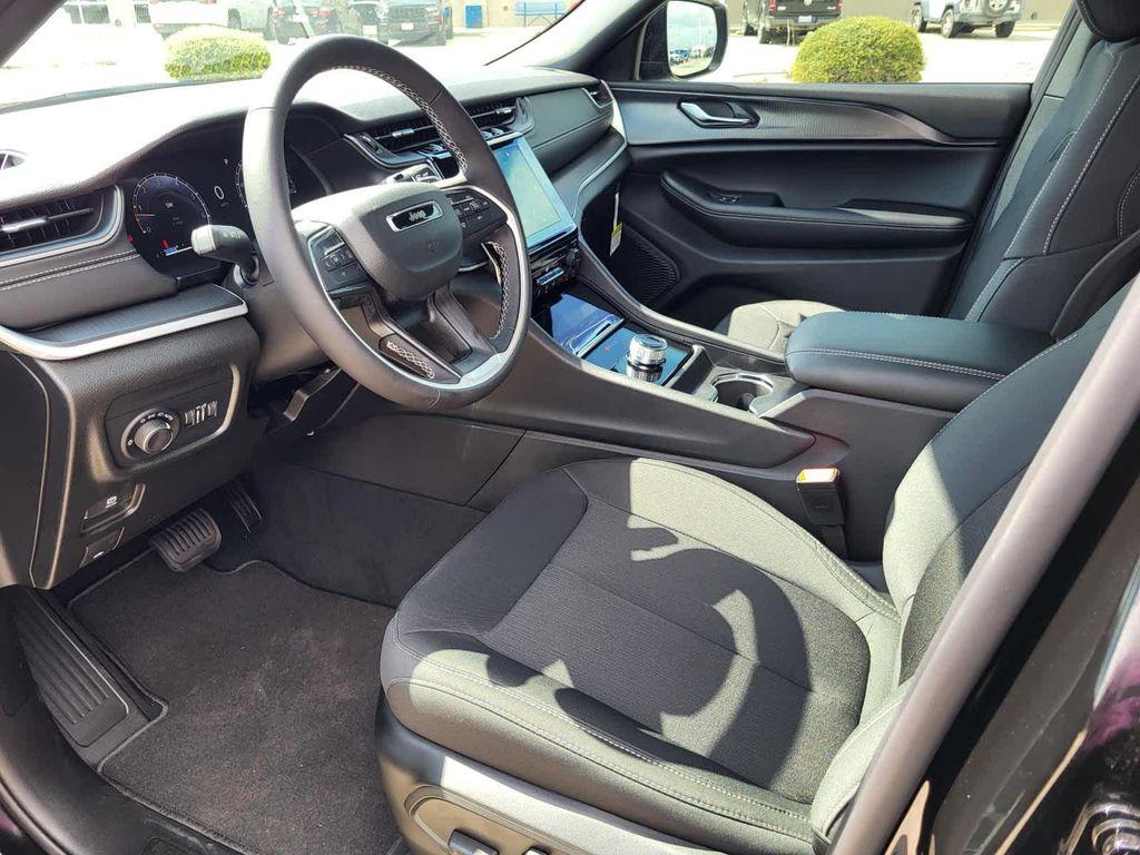 new 2025 Jeep Grand Cherokee L car, priced at $44,875