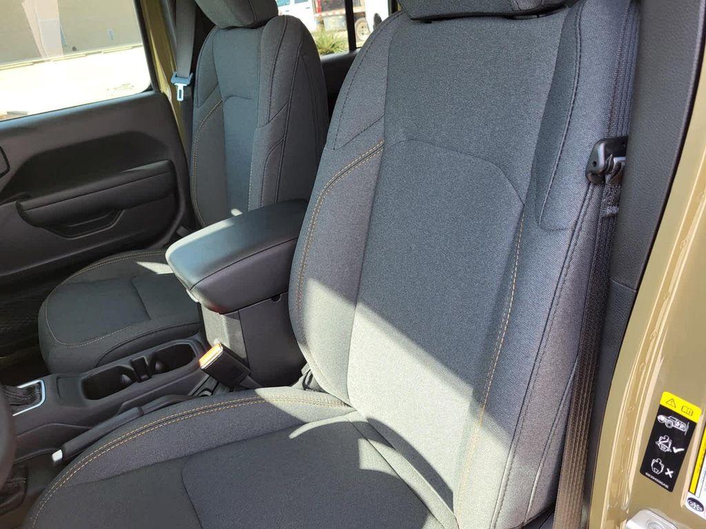 new 2025 Jeep Gladiator car, priced at $51,995