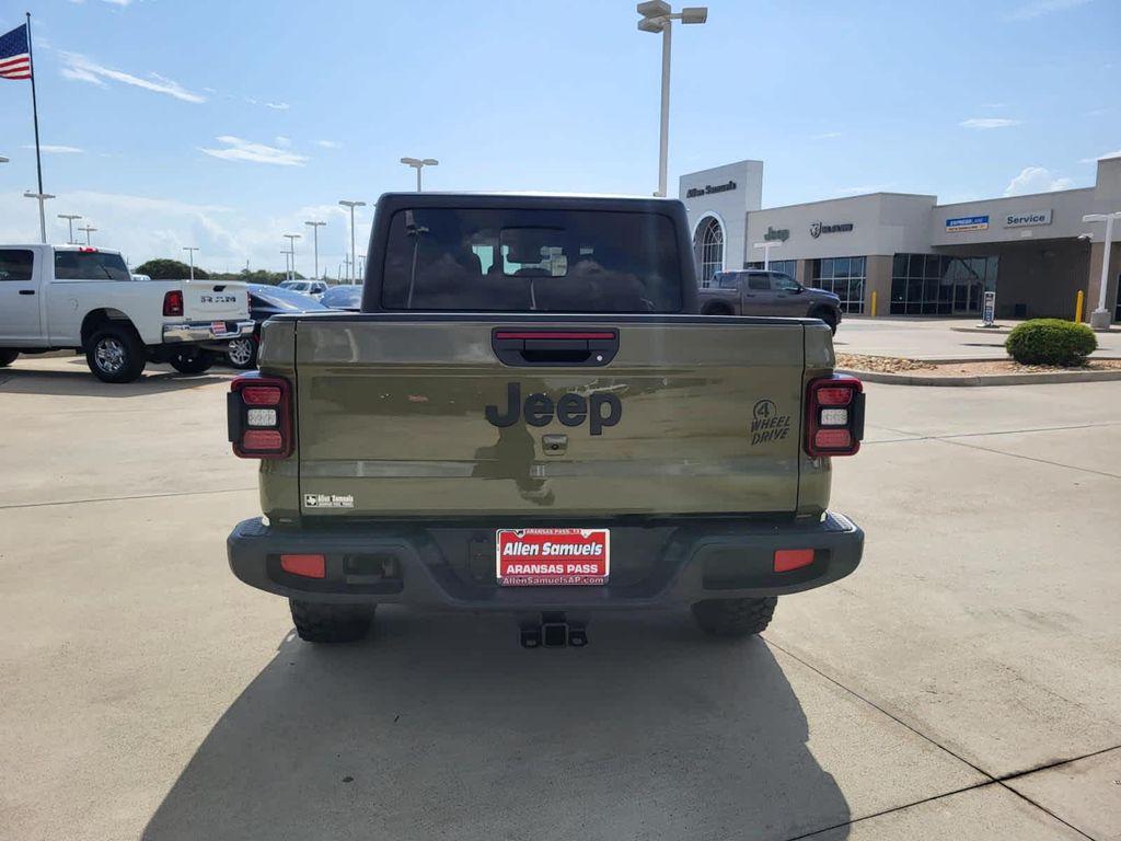 new 2025 Jeep Gladiator car, priced at $51,995