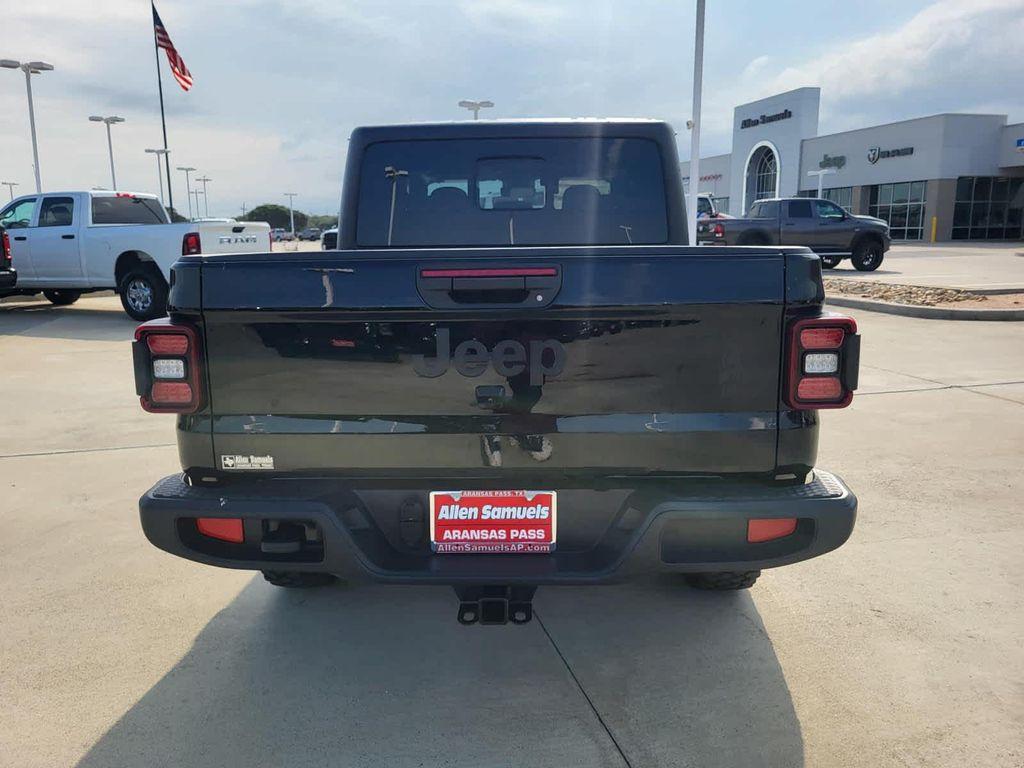 new 2025 Jeep Gladiator car, priced at $51,995