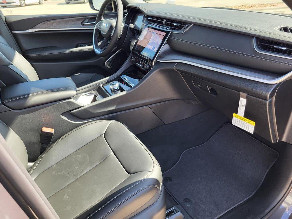 new 2025 Jeep Grand Cherokee L car, priced at $53,139