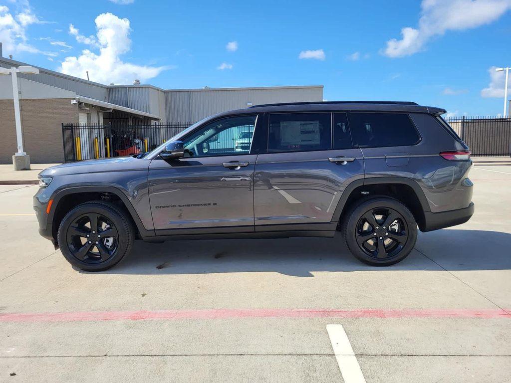 new 2025 Jeep Grand Cherokee L car, priced at $53,139