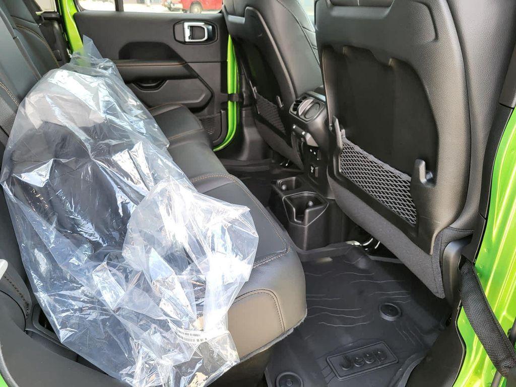 new 2025 Jeep Gladiator car, priced at $52,960