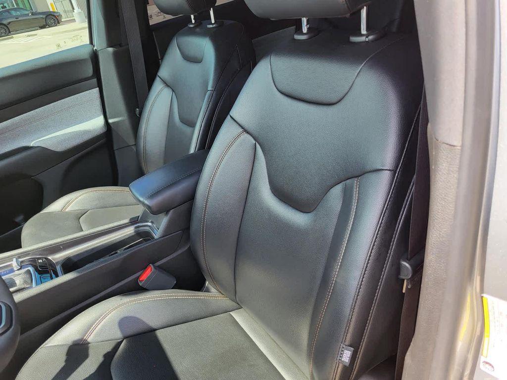 used 2024 Jeep Compass car, priced at $22,992