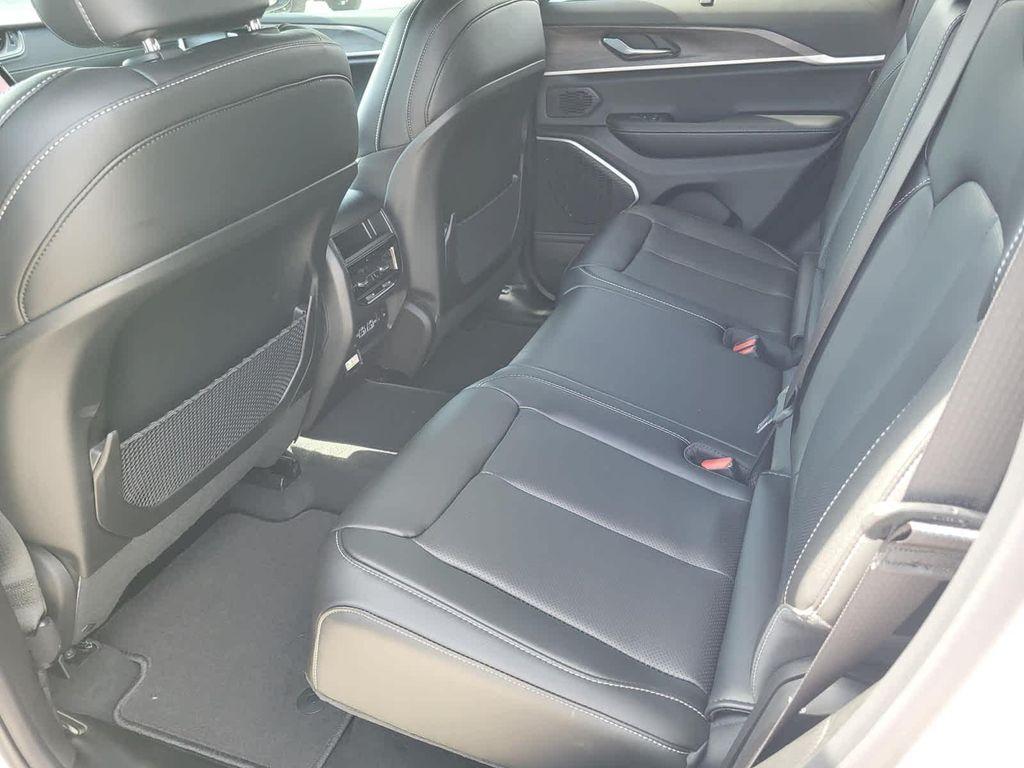 new 2025 Jeep Grand Cherokee car, priced at $55,146