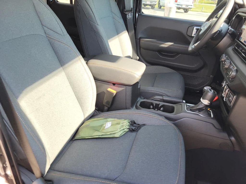 new 2025 Jeep Wrangler car, priced at $56,239