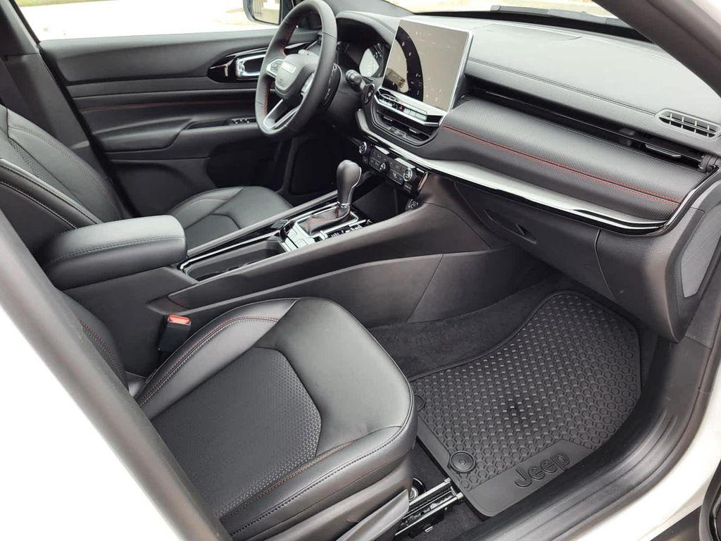 new 2026 Jeep Compass car, priced at $35,615