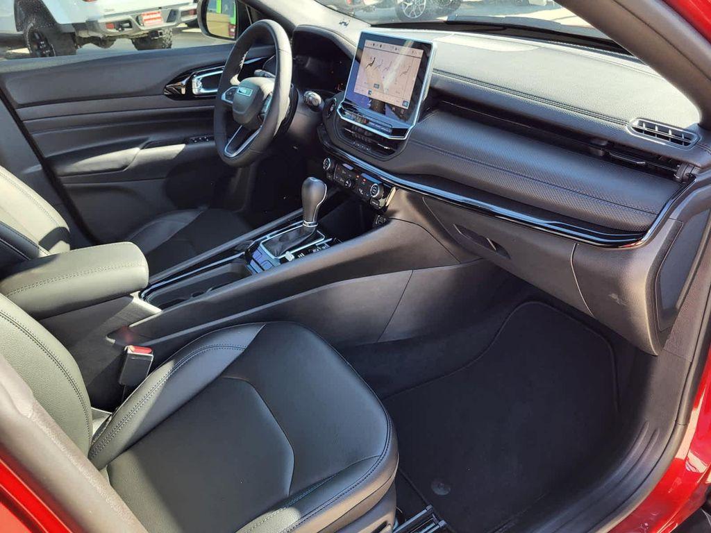 new 2026 Jeep Compass car, priced at $39,995