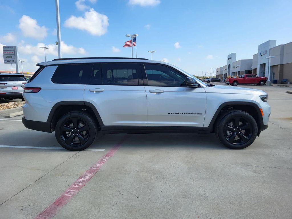 new 2025 Jeep Grand Cherokee L car, priced at $53,139