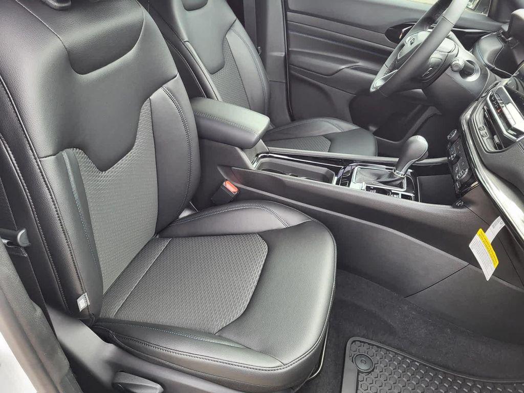 new 2026 Jeep Compass car, priced at $35,005