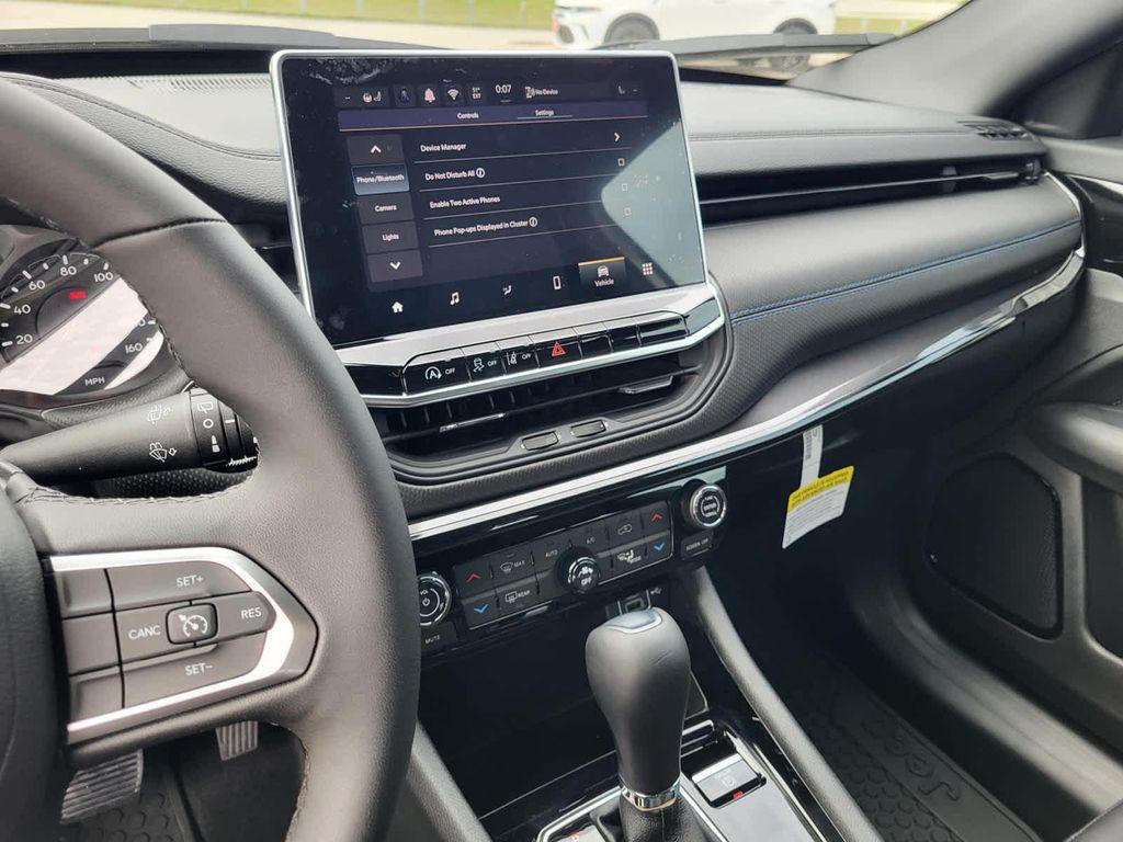 new 2026 Jeep Compass car, priced at $35,005