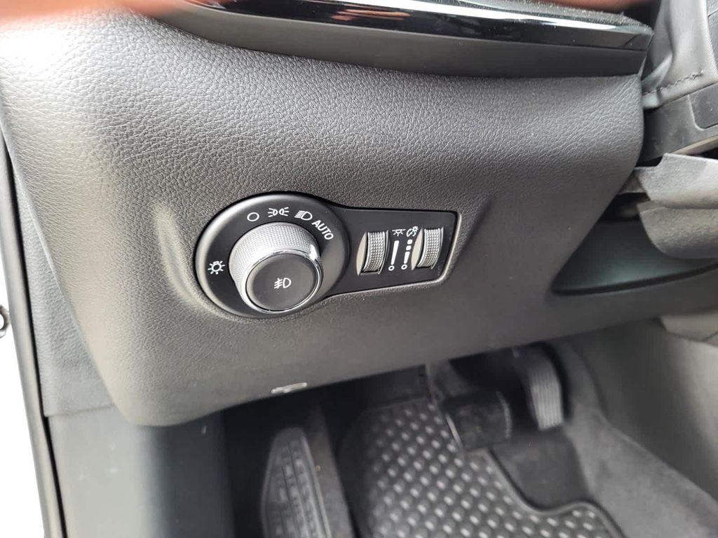 new 2026 Jeep Compass car, priced at $35,005