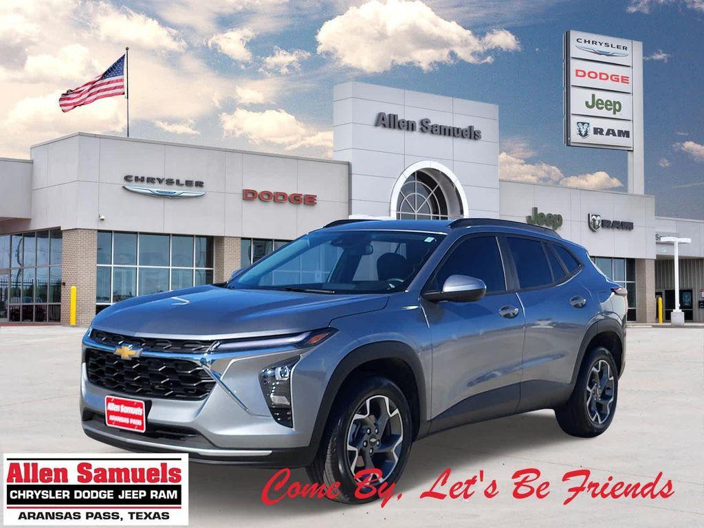 used 2025 Chevrolet Trax car, priced at $22,592