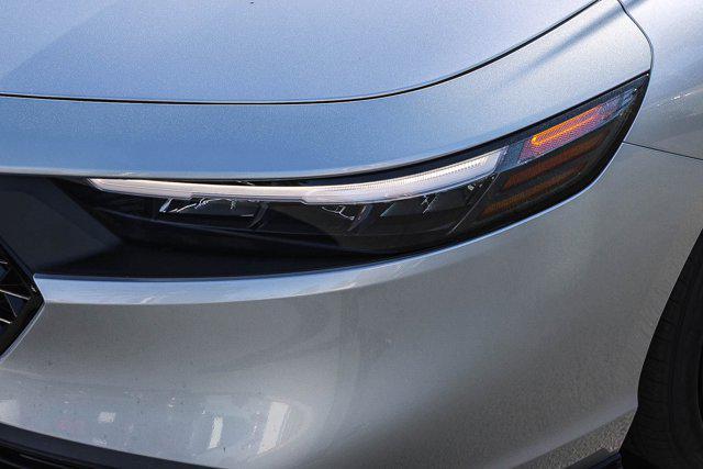 new 2026 Honda Accord Hybrid car, priced at $35,098