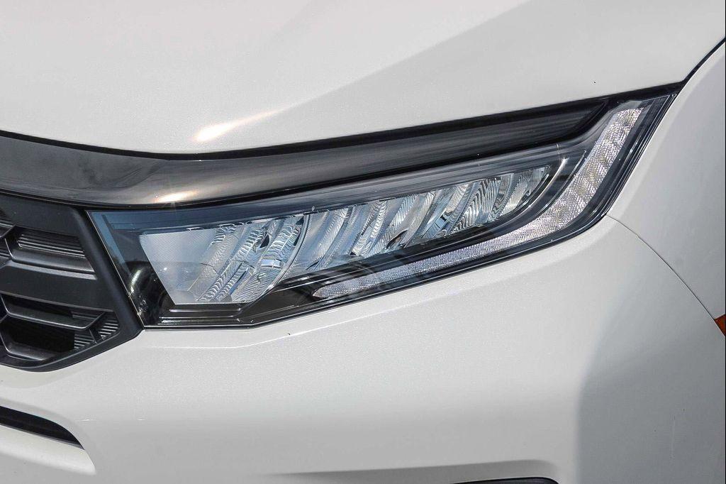 new 2026 Honda Odyssey car, priced at $45,930