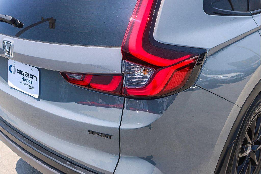 new 2026 Honda CR-V Hybrid car, priced at $40,715
