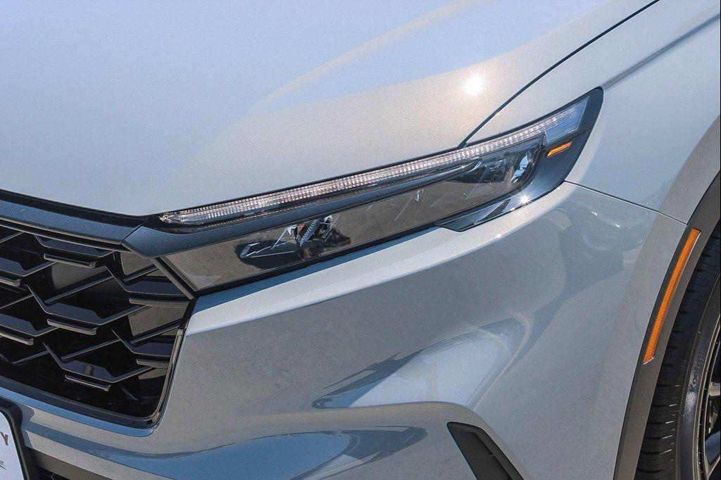 new 2026 Honda CR-V Hybrid car, priced at $40,715