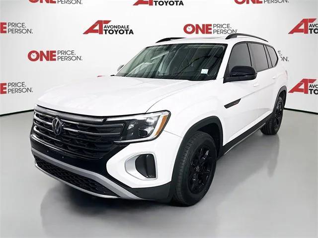used 2025 Volkswagen Atlas car, priced at $38,981