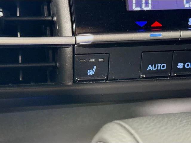 used 2023 Toyota Sienna car, priced at $43,982