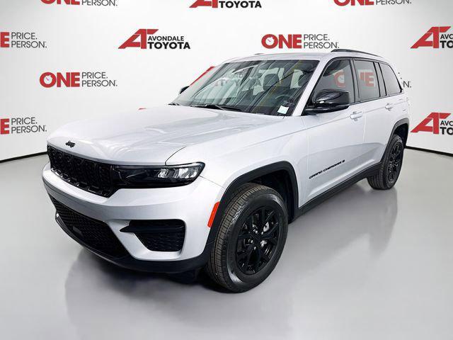 used 2025 Jeep Grand Cherokee car, priced at $38,981