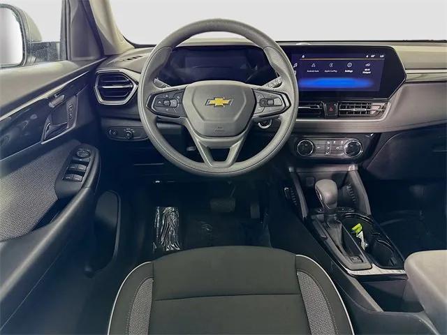 used 2025 Chevrolet TrailBlazer car, priced at $24,481