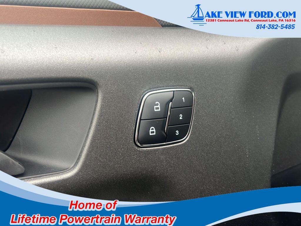 new 2025 Ford Bronco Sport car, priced at $40,995