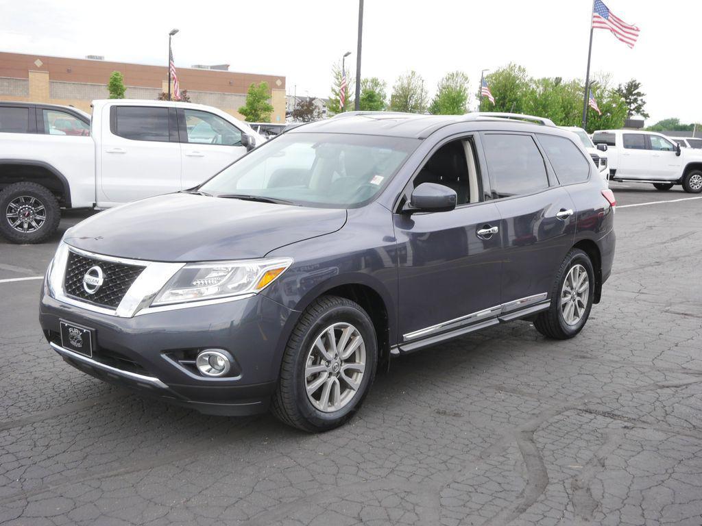 used 2014 Nissan Pathfinder car, priced at $11,000