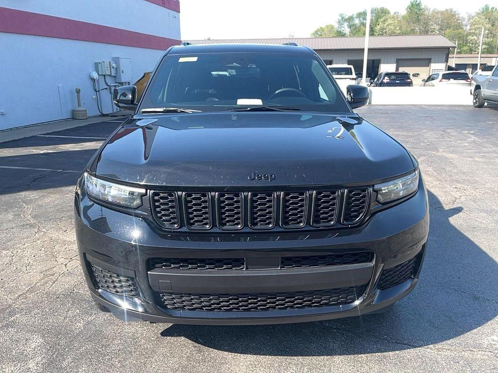 used 2025 Jeep Grand Cherokee L car