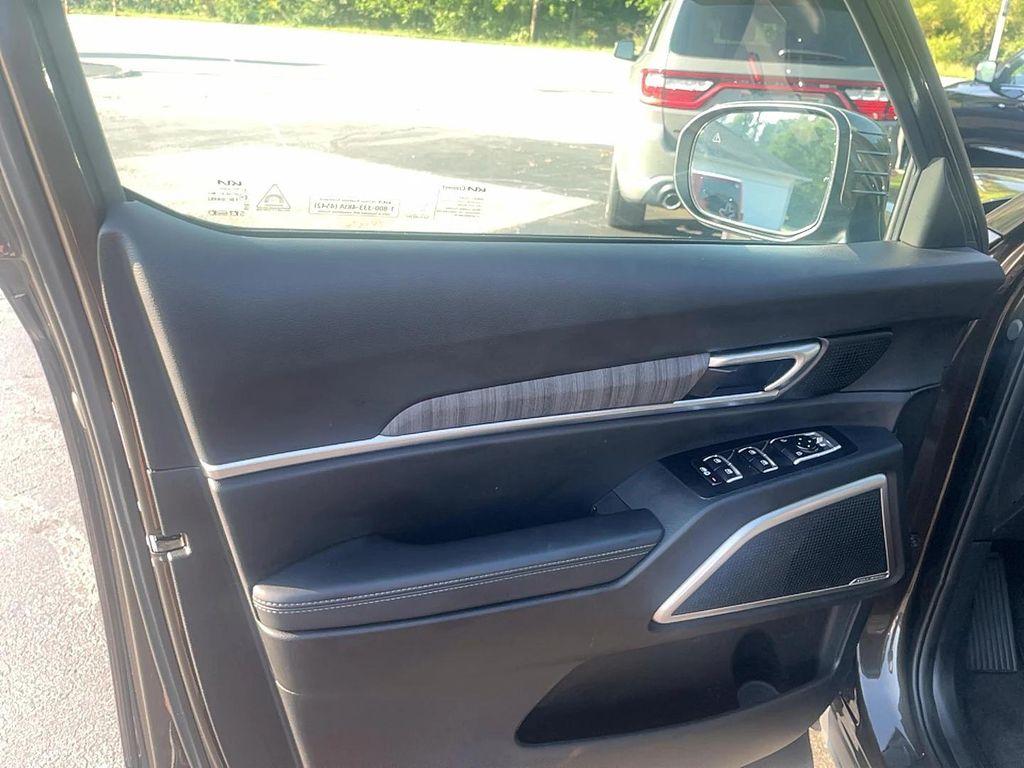 used 2024 Kia Telluride car, priced at $38,993