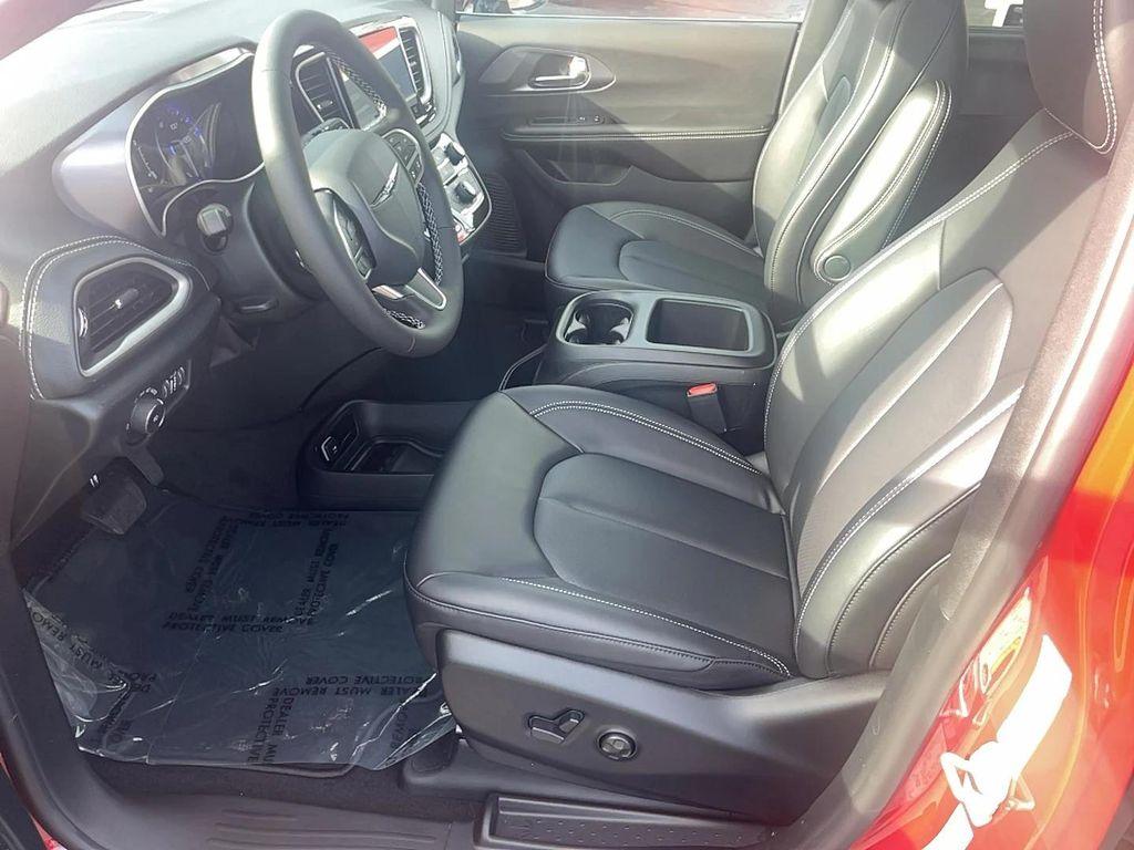 new 2026 Chrysler Pacifica car, priced at $48,335