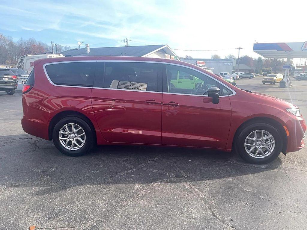 new 2026 Chrysler Pacifica car, priced at $48,335