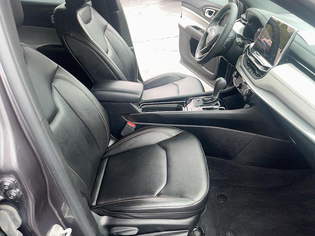 used 2024 Jeep Compass car, priced at $25,993
