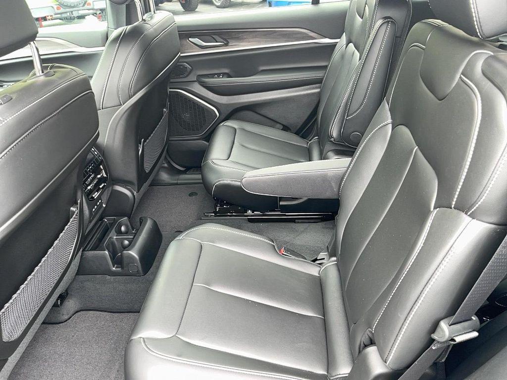 new 2026 Jeep Grand Cherokee L car, priced at $52,630