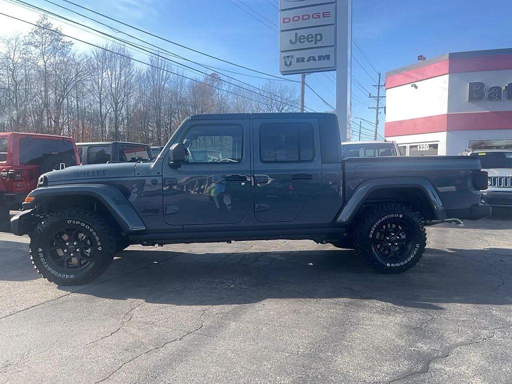 new 2026 Jeep Gladiator car, priced at $55,605