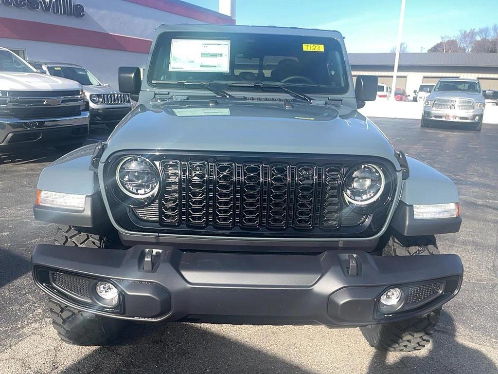 new 2026 Jeep Gladiator car, priced at $55,605
