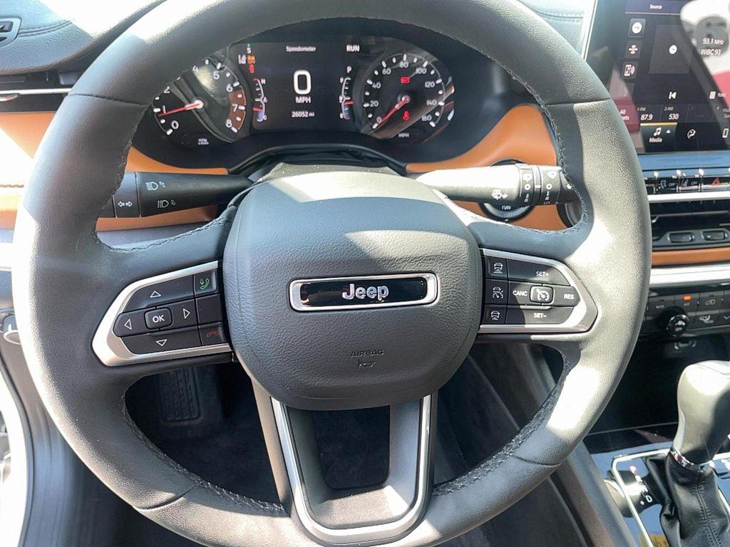 used 2025 Jeep Compass car
