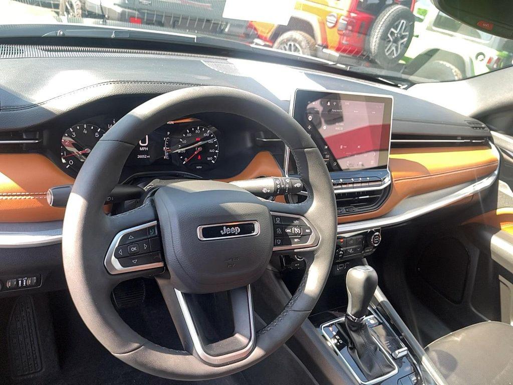 used 2025 Jeep Compass car