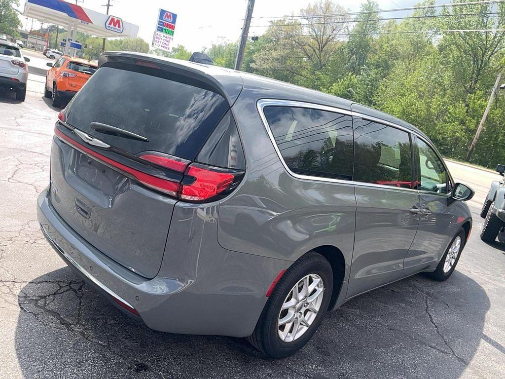 used 2023 Chrysler Pacifica car, priced at $26,993