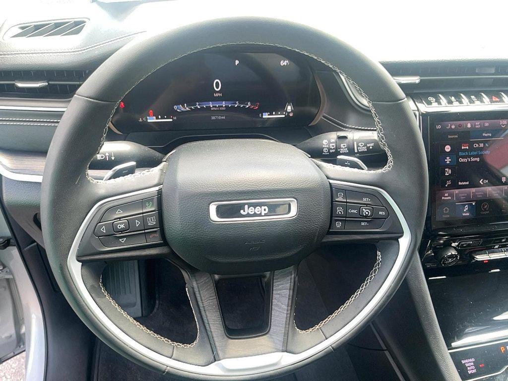 used 2023 Jeep Grand Cherokee L car