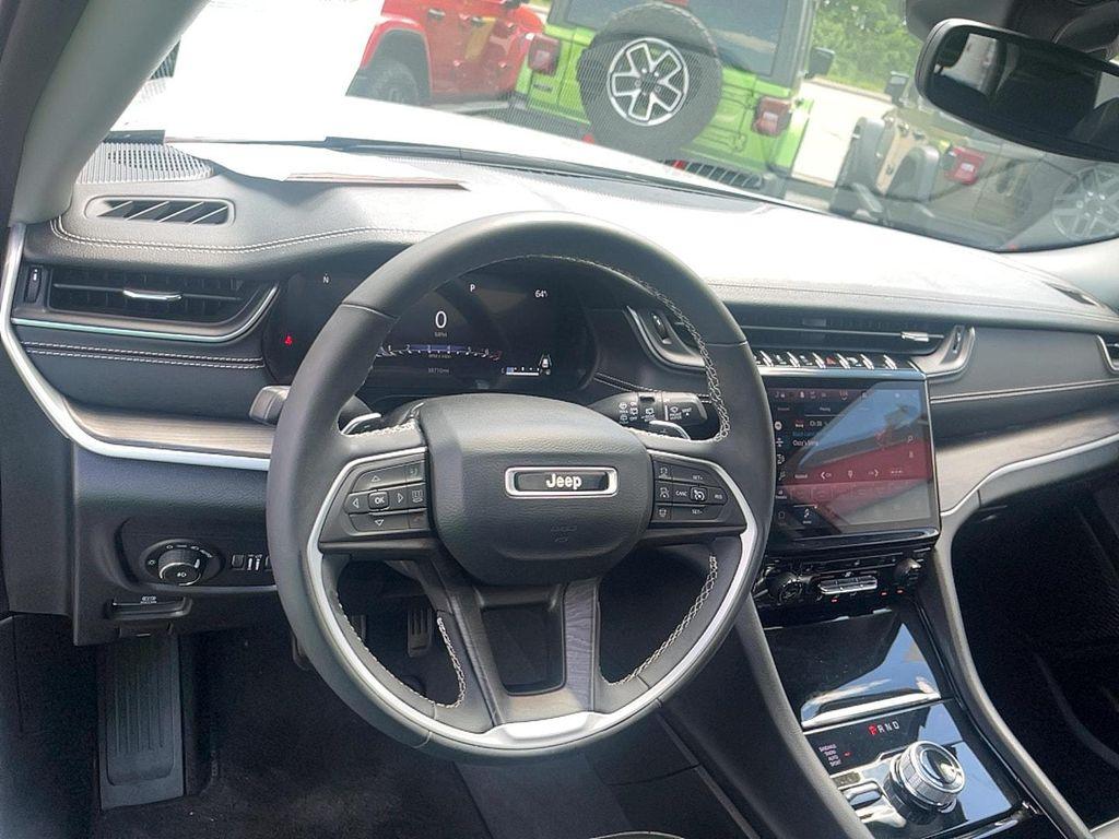 used 2023 Jeep Grand Cherokee L car
