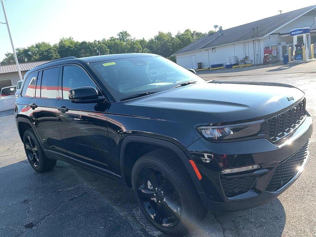used 2024 Jeep Grand Cherokee car, priced at $33,493