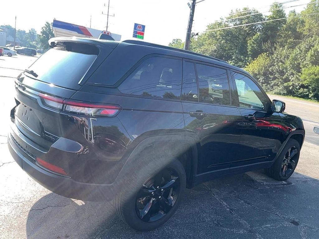 used 2024 Jeep Grand Cherokee car, priced at $33,493