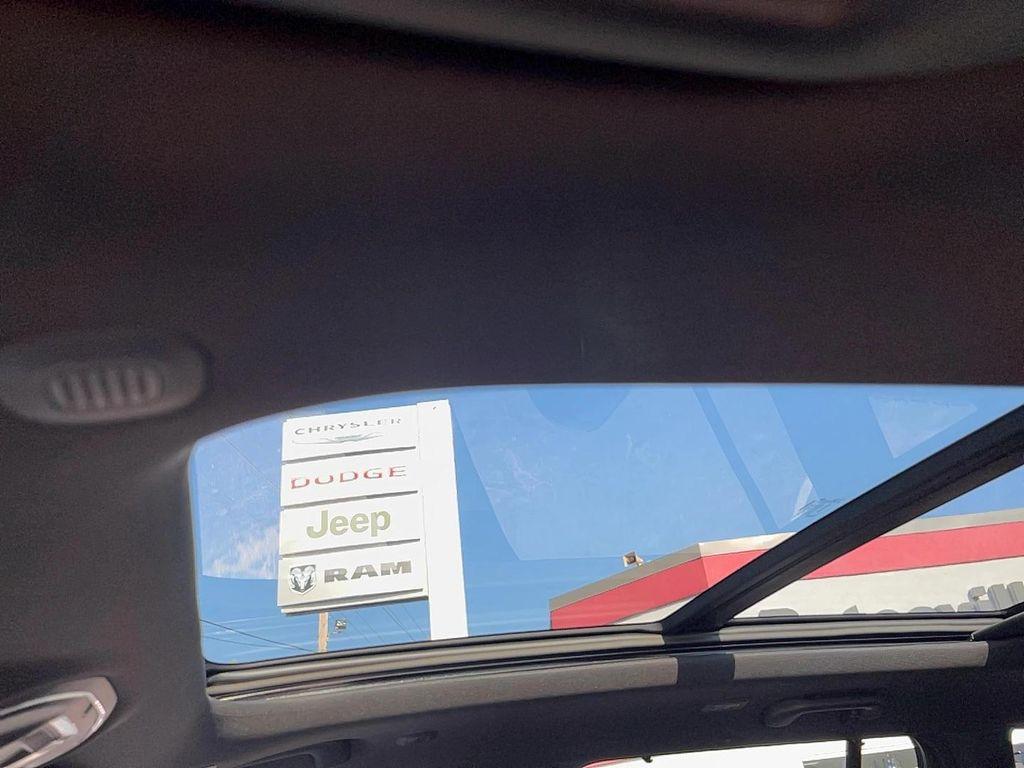 used 2024 Jeep Grand Cherokee car, priced at $33,493