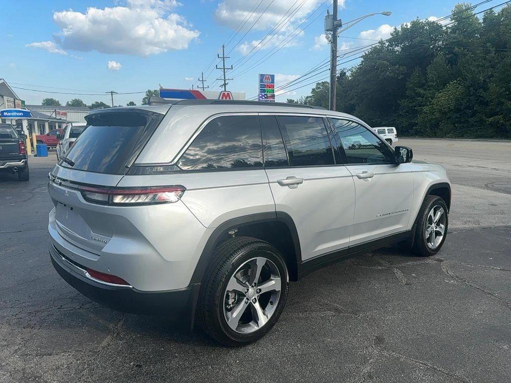 new 2025 Jeep Grand Cherokee car, priced at $55,985